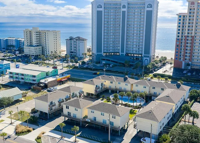 Dollar 5 Your Bright & Breezy East Getaway! Free Daily Activities! Apartment *